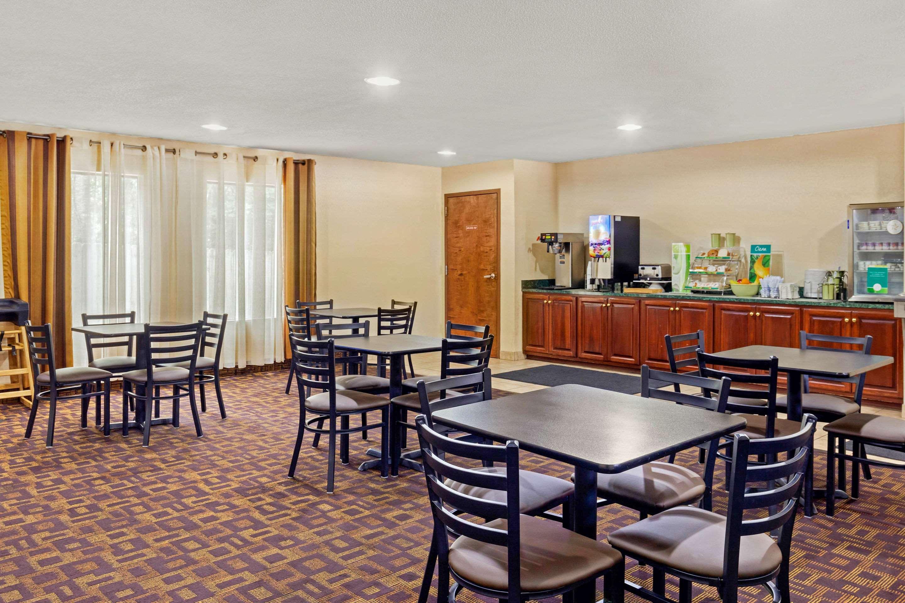 Quality Inn High Point - Archdale Extérieur photo